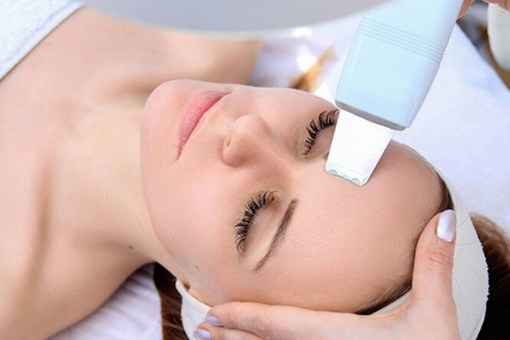 Curățarea cu ultrasunet  peeling darsonvalizarea chisinau frumusete proceduri faciale